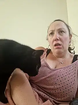 Snapshot of Wisie_Cutie chatting on 03/17/25, 03:40 Wisie Cutie online show from 03/17/25, 03:40