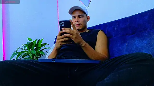 rick03 leto online show from 12/17/25, 04:17