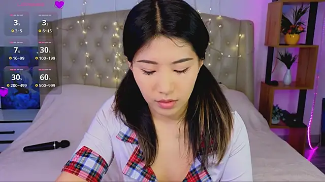 Snapshot of Wendy__Hills chatting on 03/07/25, 12:34 Wendy Hills online show from 03/07/25, 12:34