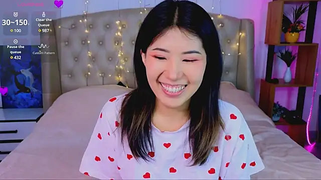 Snapshot of Wendy__Hills chatting on 03/10/25, 12:28 Wendy Hills online show from 03/10/25, 12:28