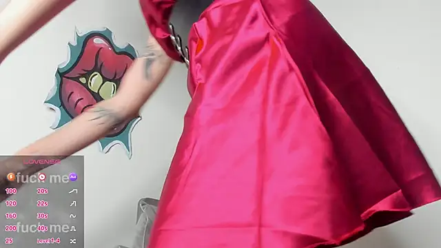 Snapshot of trinitty chatting on 02/19/26, 12:02 trinitty online show from 02/19/26, 12:02