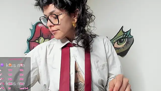 Snapshot of trinitty chatting on 03/03/26, 11:50 trinitty online show from 03/03/26, 11:50