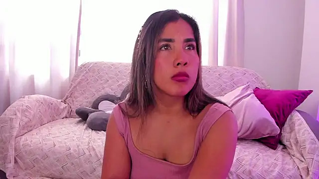 KAROLIVONNE online show from 02/12/26, 06:29