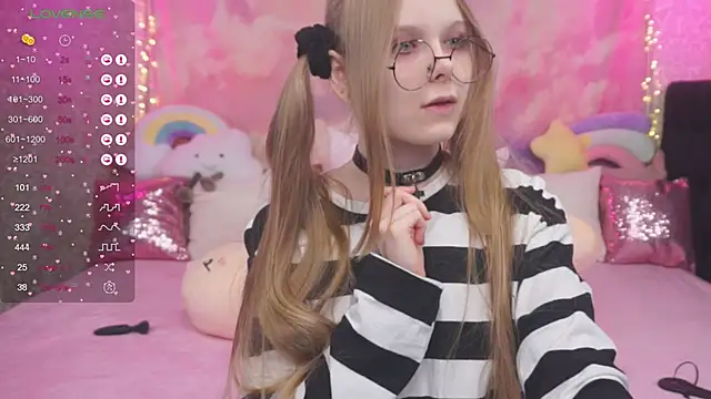 minx g1rl online show from 01/17/25, 06:15