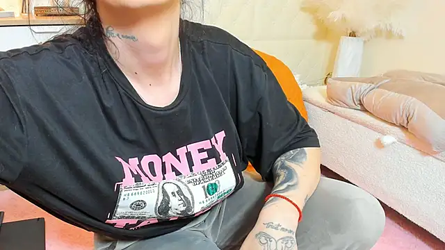 naughtycleo online show from 04/09/26, 03:30