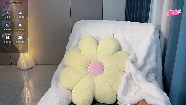 Mandy-- online show from 10/30/25, 03:38