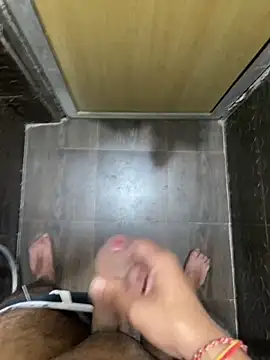 Snapshot of par_0111 chatting on 02/17/26, 04:48 par 0111 online show from 02/17/26, 04:48