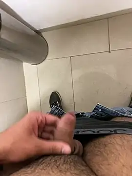 Snapshot of par_0111 chatting on 02/06/26, 05:36 par 0111 online show from 02/06/26, 05:36