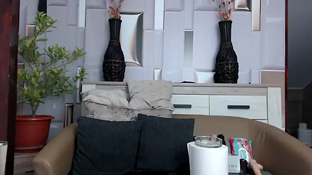 rosie69 online show from 11/21/25, 05:45