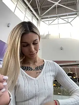 Snapshot of Charming_Ritta chatting on 01/16/25, 07:28 Charming Ritta online show from 01/16/25, 07:28