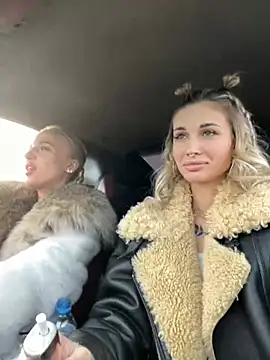 Snapshot of Charming_Ritta chatting on 01/17/25, 07:19 Charming Ritta online show from 01/17/25, 07:19