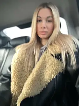 Snapshot of Charming_Ritta chatting on 03/14/25, 03:48 Charming Ritta online show from 03/14/25, 03:48