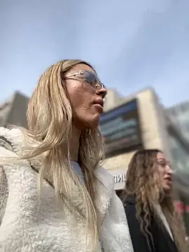 Snapshot of Charming_Ritta chatting on 03/20/25, 05:13 Charming Ritta online show from 03/20/25, 05:13