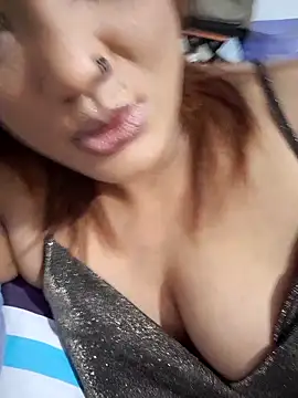 Indianpleasure300 online show from 03/22/25, 06:36