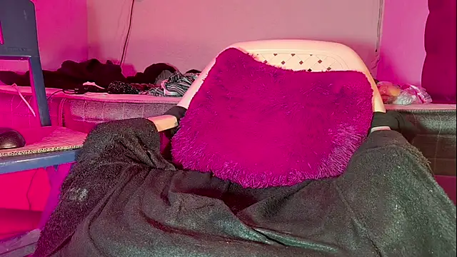 SEXYTRAV18 online show from 03/24/26, 07:58