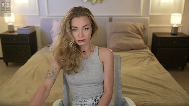 Kisasolo online show from 09/15/25, 02:39