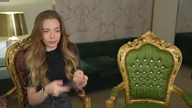 Kisasolo online show from 03/21/25, 07:46