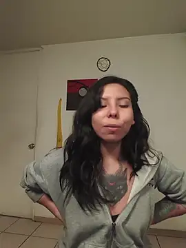 Snapshot of Diosagata chatting on 07/02/26, 03:23 Diosagata online show from 07/02/26, 03:23