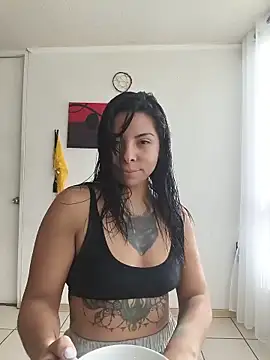 Snapshot of Diosagata chatting on 06/04/26, 02:11 Diosagata online show from 06/04/26, 02:11
