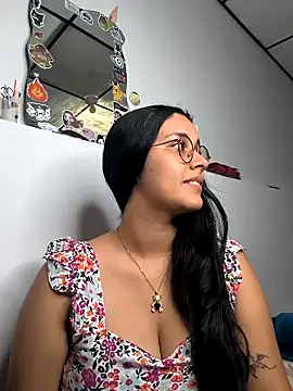 Snapshot of Annya-sweet chatting on 09/11/25, 03:12 Annya-sweet online show from 09/11/25, 03:12