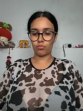 Snapshot of Annya-sweet chatting on 07/07/26, 03:48 Annya-sweet online show from 07/07/26, 03:48