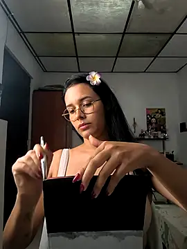 Annya-sweet online show from 11/20/25, 03:02