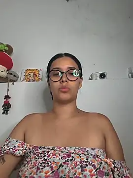 Snapshot of Annya-sweet chatting on 07/11/26, 04:29 Annya-sweet online show from 07/11/26, 04:29