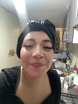 Snapshot of Sooffii_1 chatting on 02/27/25, 02:57 Sooffii 1 online show from 02/27/25, 02:57