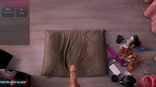 Redhead Shark new online show from 03/13/25, 03:28