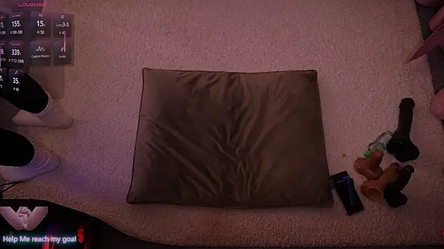 Redhead Shark new online show from 01/19/26, 02:48