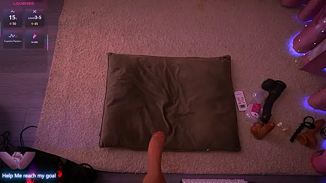 Redhead Shark new online show from 03/13/26, 01:16