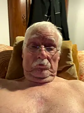 Steffibi1954 online show from 11/13/25, 08:57