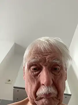 Steffibi1954 online show from 02/18/26, 10:01