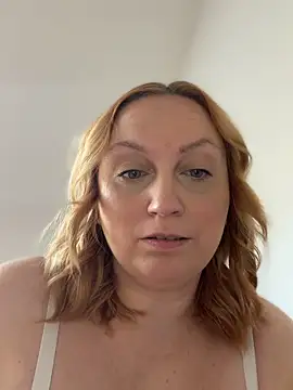 Snapshot of BBW_Nora chatting on 09/27/25, 08:20 BBW Nora online show from 09/27/25, 08:20
