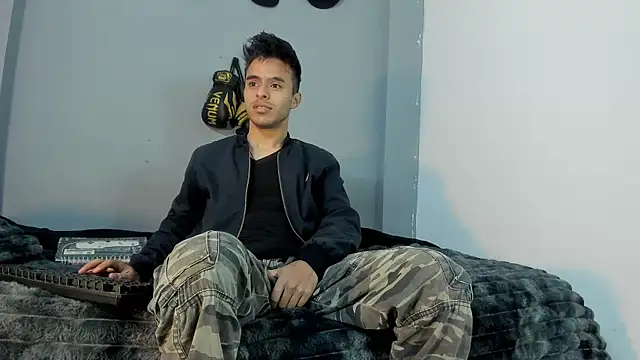 x Harold x  online show from 12/22/25, 02:50