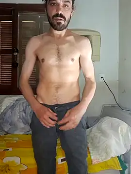 Snapshot of CrisSexShy chatting on 11/12/25, 03:38 CrisSexShy online show from 11/12/25, 03:38