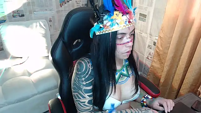 i am nina  online show from 10/25/25, 10:21