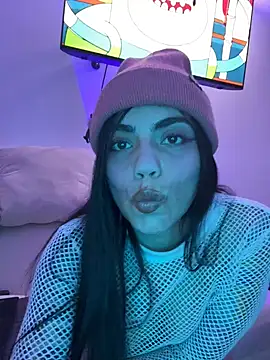 i am nina  online show from 11/26/25, 11:16