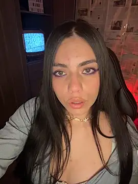 i am nina  online show from 03/25/26, 03:06