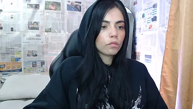 Snapshot of i_am_nina_ chatting on 09/28/25, 10:50 i am nina online show from 09/28/25, 10:50