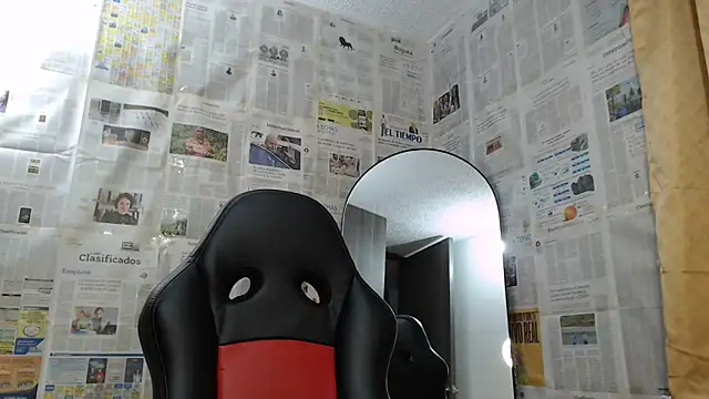 Snapshot of i_am_nina_ chatting on 03/19/25, 02:05 i am nina online show from 03/19/25, 02:05