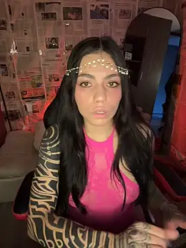 i am nina  online show from 04/06/26, 10:55