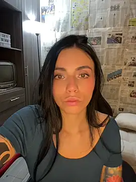 Snapshot of i_am_nina_ chatting on 07/19/26, 02:20 i am nina online show from 07/19/26, 02:20