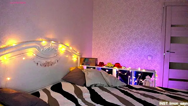 LillyMoure  online show from 02/20/26, 11:06