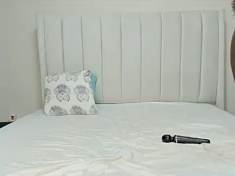  heavenlysent online show from 12/18/25, 03:55