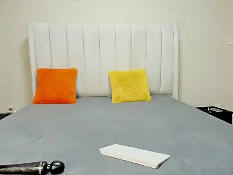  heavenlysent online show from 12/23/25, 03:28