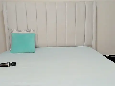  heavenlysent online show from 12/14/25, 04:29