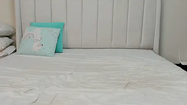  heavenlysent online show from 04/17/26, 02:14