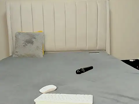  heavenlysent online show from 11/26/25, 03:39