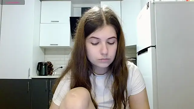 Snapshot of SayMeow_ chatting on 07/15/26, 06:37 SayMeow online show from 07/15/26, 06:37